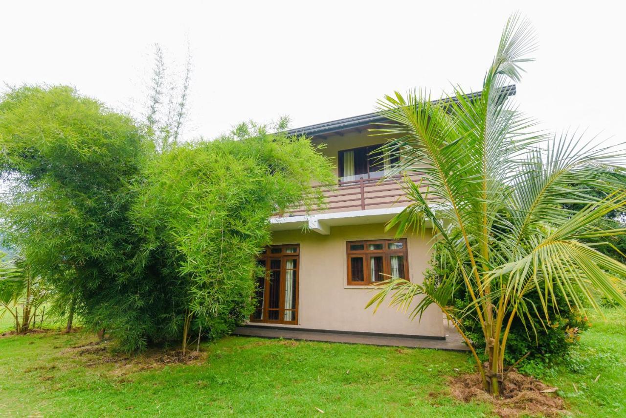 Oyo 386 White Villa Tourist Guest Kandy Exterior photo